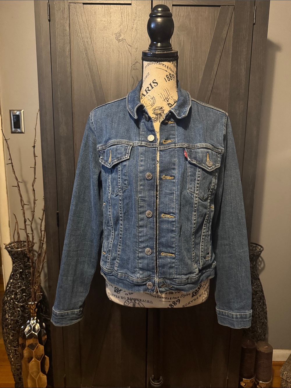 Levi's Women's Blue Denim Trucker Jacket